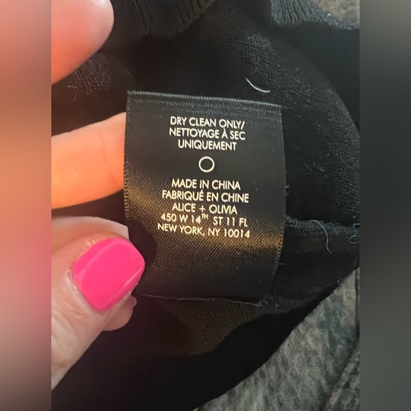 Alice + Olivia wool Turtleneck sweater ( size S) - Picture 6 of 8